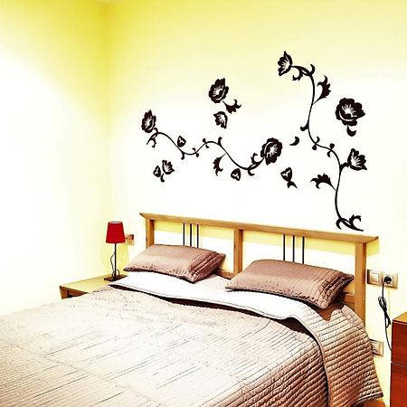 Lloret Beach Apartments โยเรตเดมาร์ ภายนอก รูปภาพ