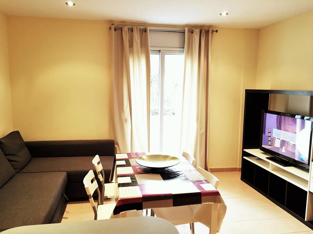 Lloret Beach Apartments โยเรตเดมาร์ ภายนอก รูปภาพ